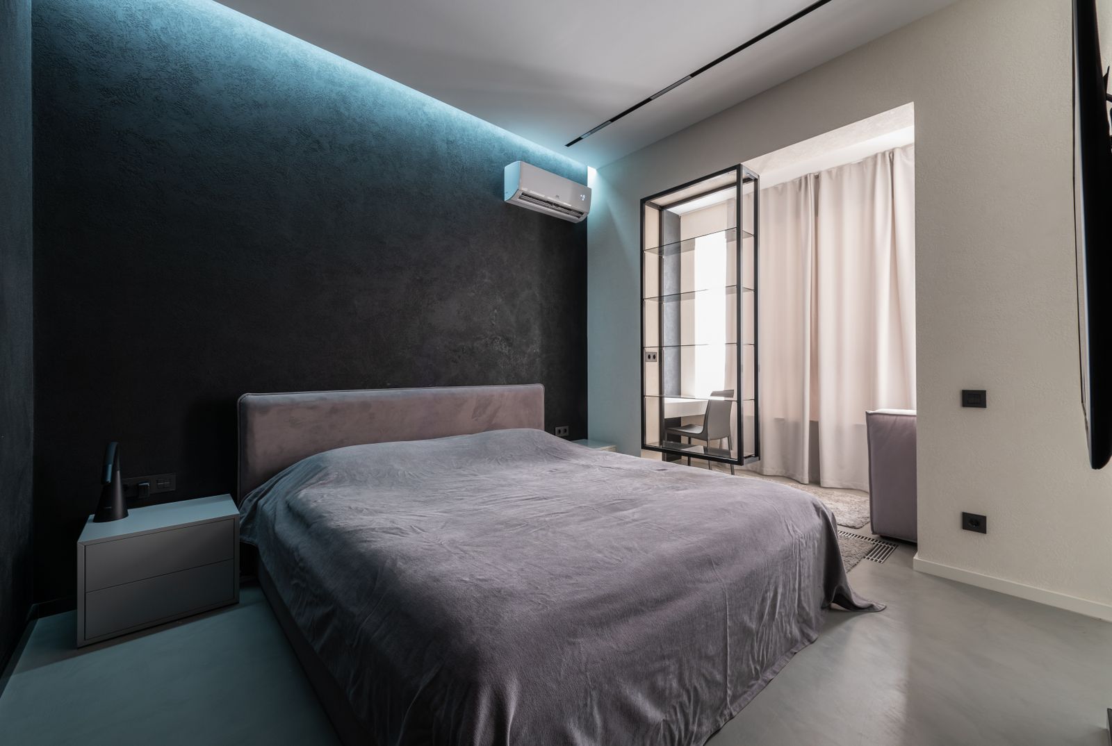 Bedroom air conditioning unit